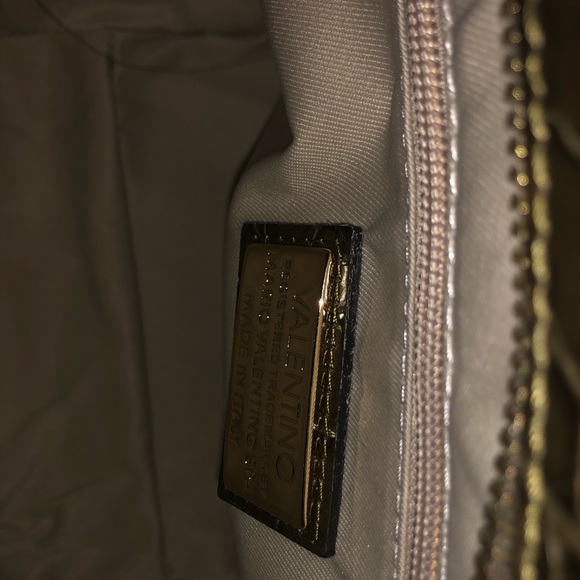 Valentino by Mario Valentino - Picture 2 of 5